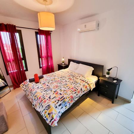 لارنكا Light House Apartment المظهر الخارجي الصورة